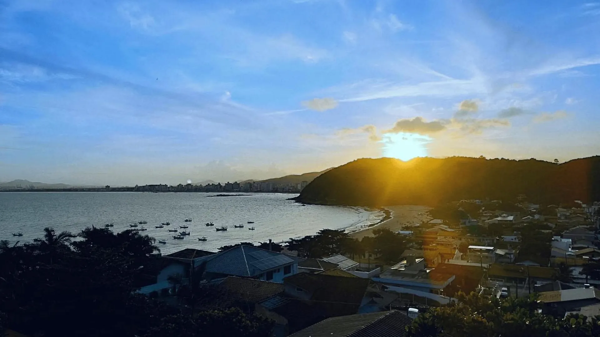 Casa de Férias Pedaco Do Paraiso - Casa Da Colina - Vista Mar - Praias & Trilhas Penha  Brasil